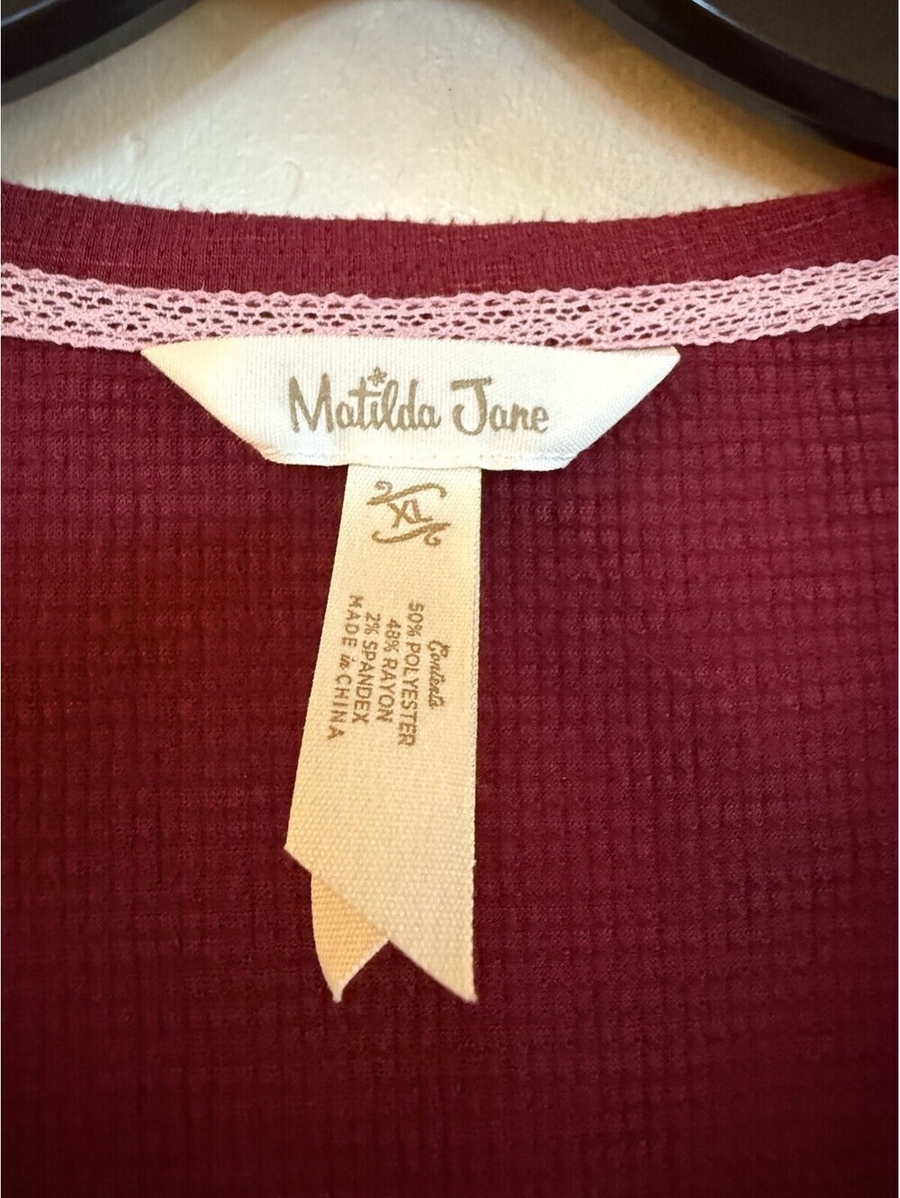 Matilda Jane "Alisa" knit top in a maroon with peasant, bottom Sz.XL - Picture 4 of 5